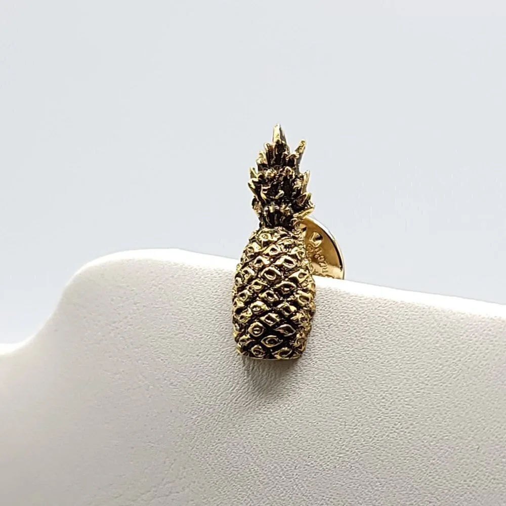 Gold Tone Pineapple Pin Brooch Vintage